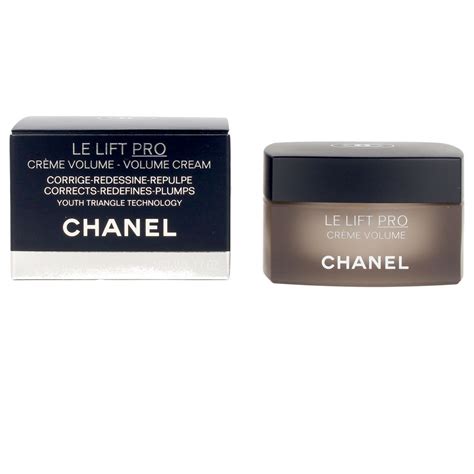 chanel le lift volume review.